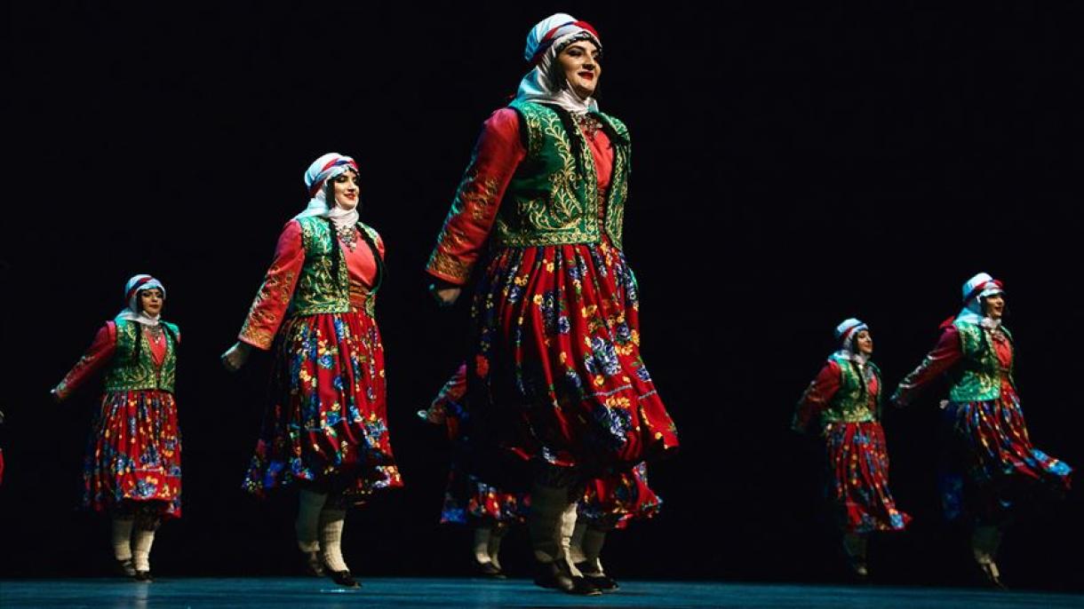 第15届土耳其民间舞蹈大赛在荷兰举行