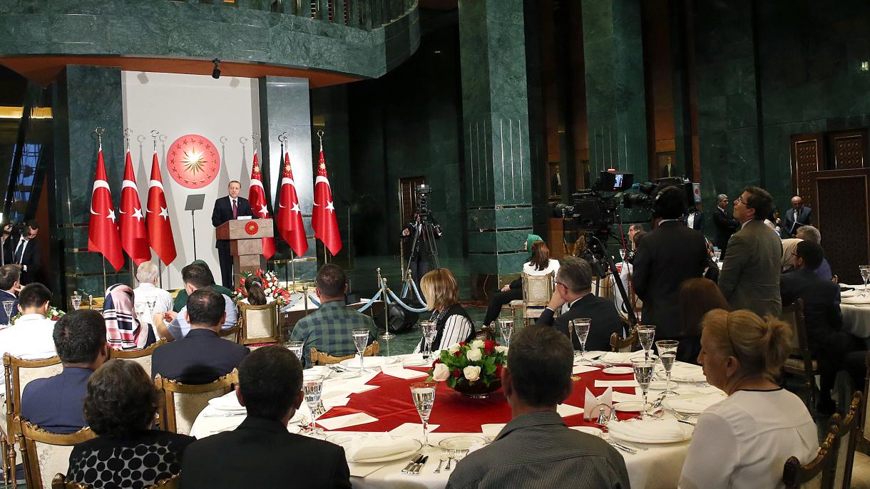 گردهمایی اردوغان با خانواده های شهدا و جانبازان