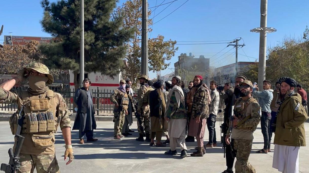 阿富汗内政部大楼内的清真寺发生爆炸