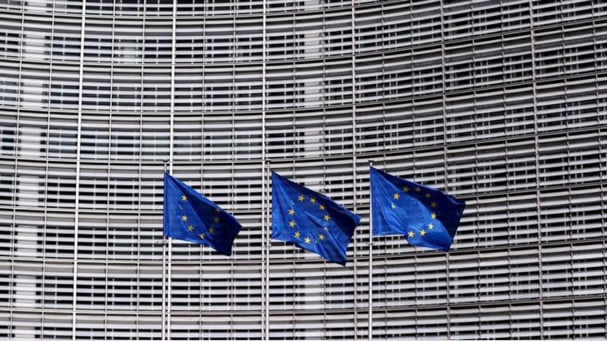 Consiglio UE da’ via libera a 37 miliardi di euro da fondo per crisi covid-19