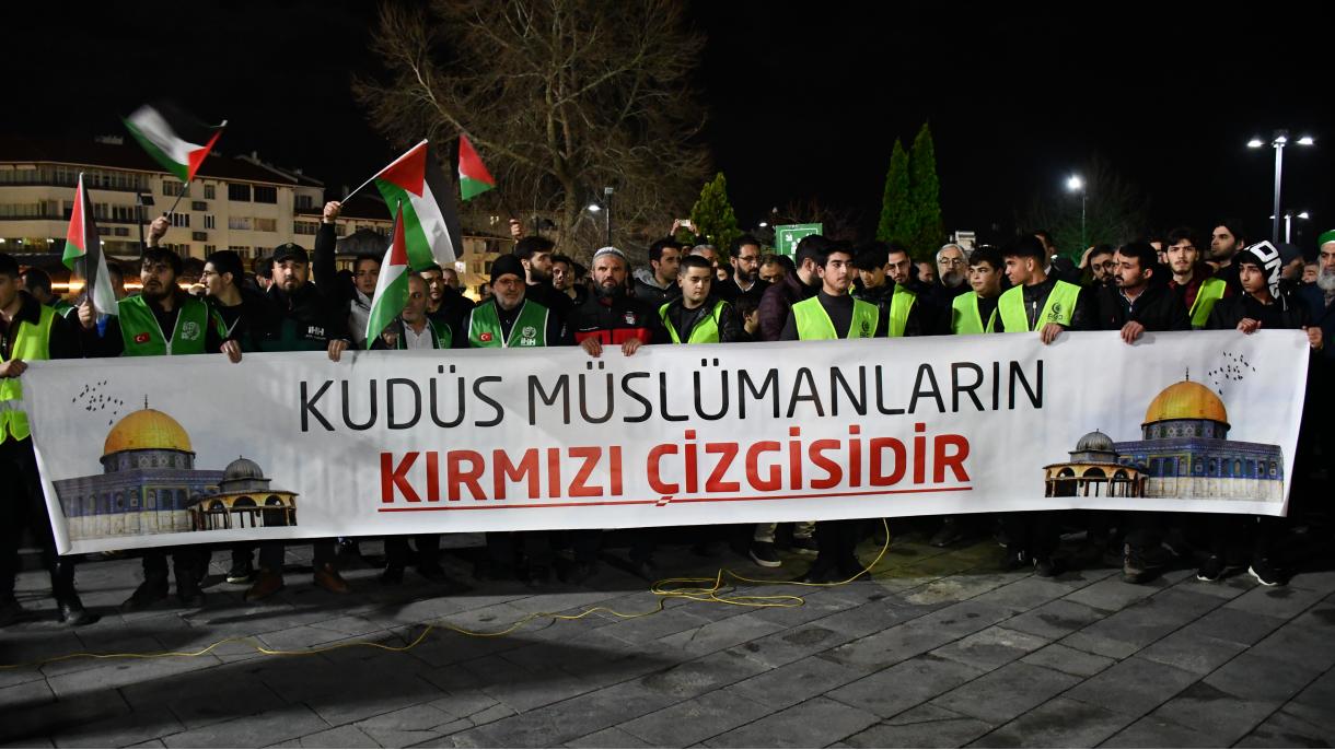 Tiltakoztak az izraeli támadások ellen Türkiyében is