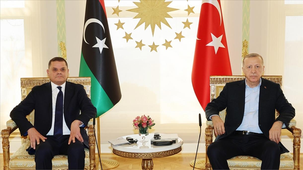 دیدار رئیس جمهور ترکیه با نخست وزیر لیبی در استانبول