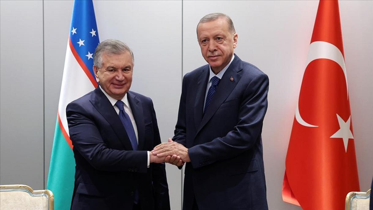 Prezident Erdo‘g‘an Budapeshtda Mirziyoyev bilan uchrashdi