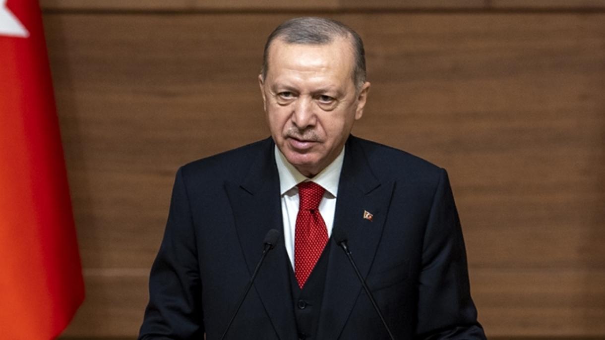 Erdogan: "Özüni we taryhyny bilýän ýaşlar ýetişdirmeden gelejege ynamly garap bilmeris" diýdi