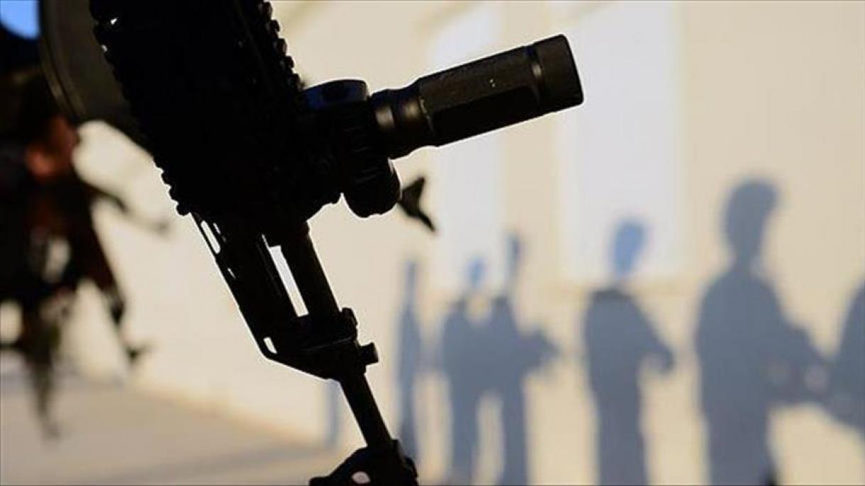Újabb lövöldözés történt Karakban, több rendőr meghalt