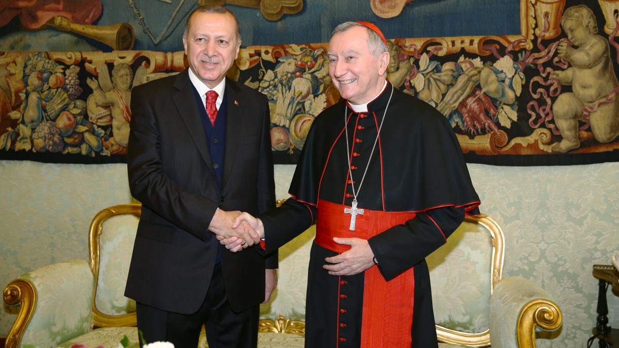 Erdogan recibe al cardinal Pietro Parolin, al secretario de Vaticano