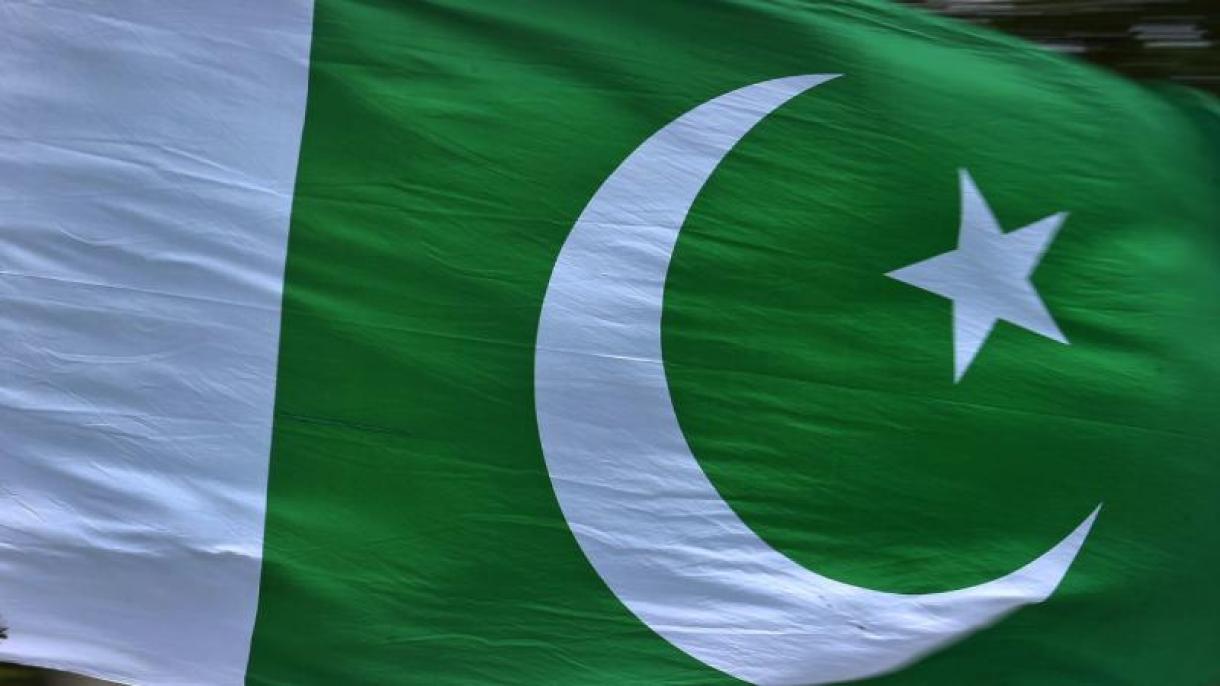 بمب‌گذاری‌ در پاکستان؛ 25 نفر جان باختند