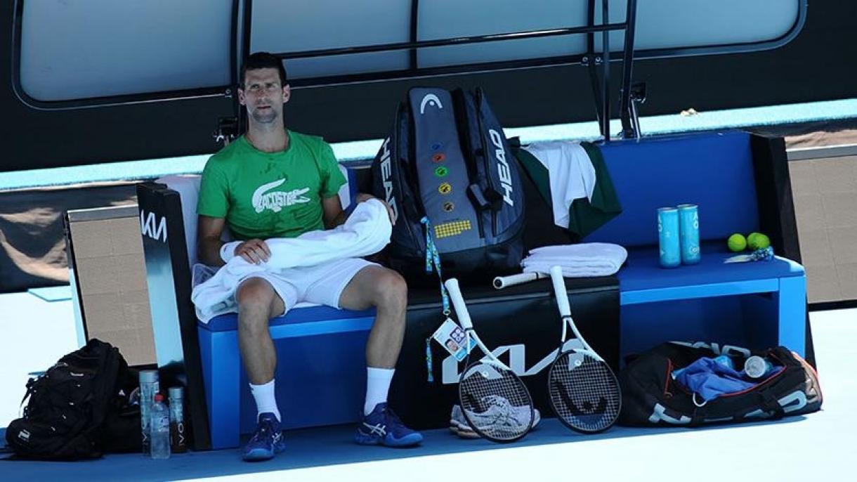 Australia de nuevo revoca la visa del tenista Novak Djokovic