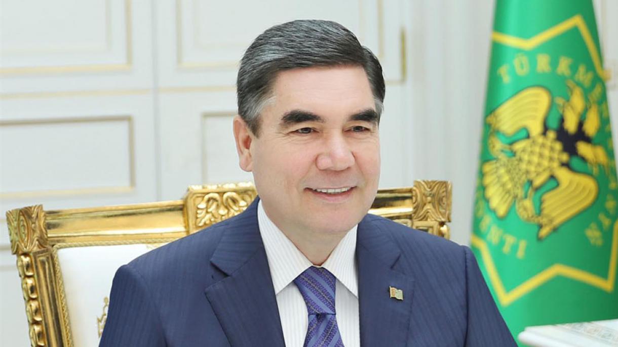 Türkmenistanyň mähriban halkyna, zähmetsöýer babadaýhanlaryna, edermen gallaçylaryna