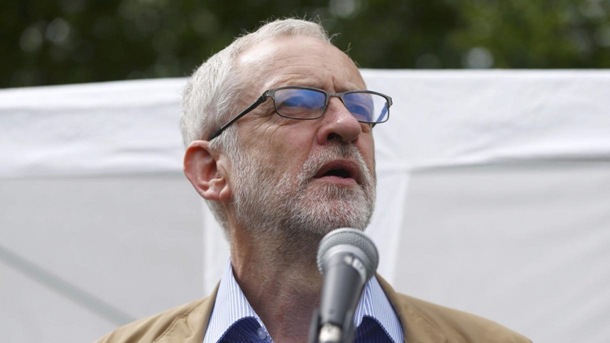 Ismét Jeremy Corbynt választották a brit Munkáspárt vezetőjévé