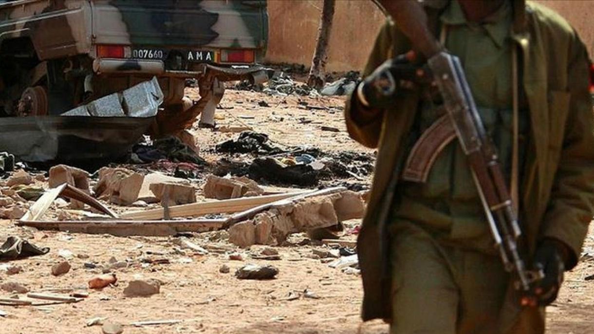 حمله تروریستها به یک اردوگاه نظامی در مالی