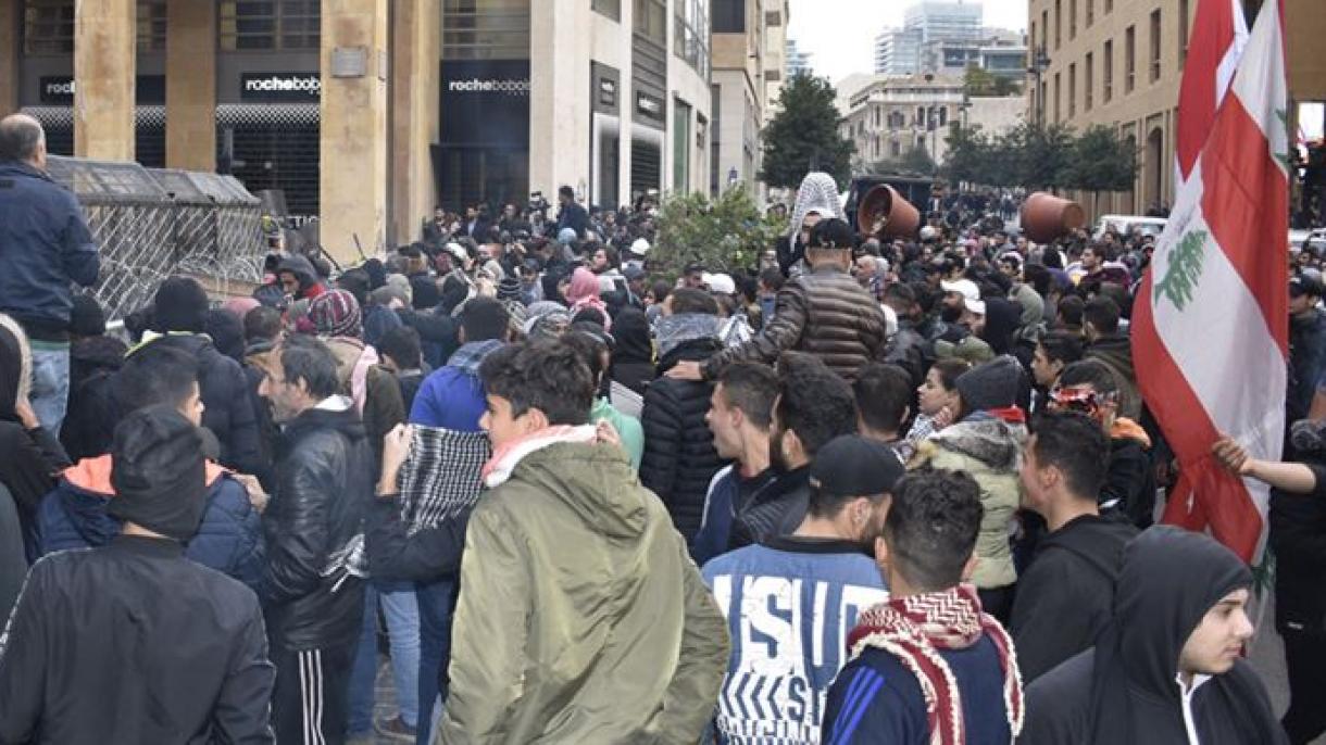En Líbano protestas contra el cierre se convirtieron en sucesos de violencia