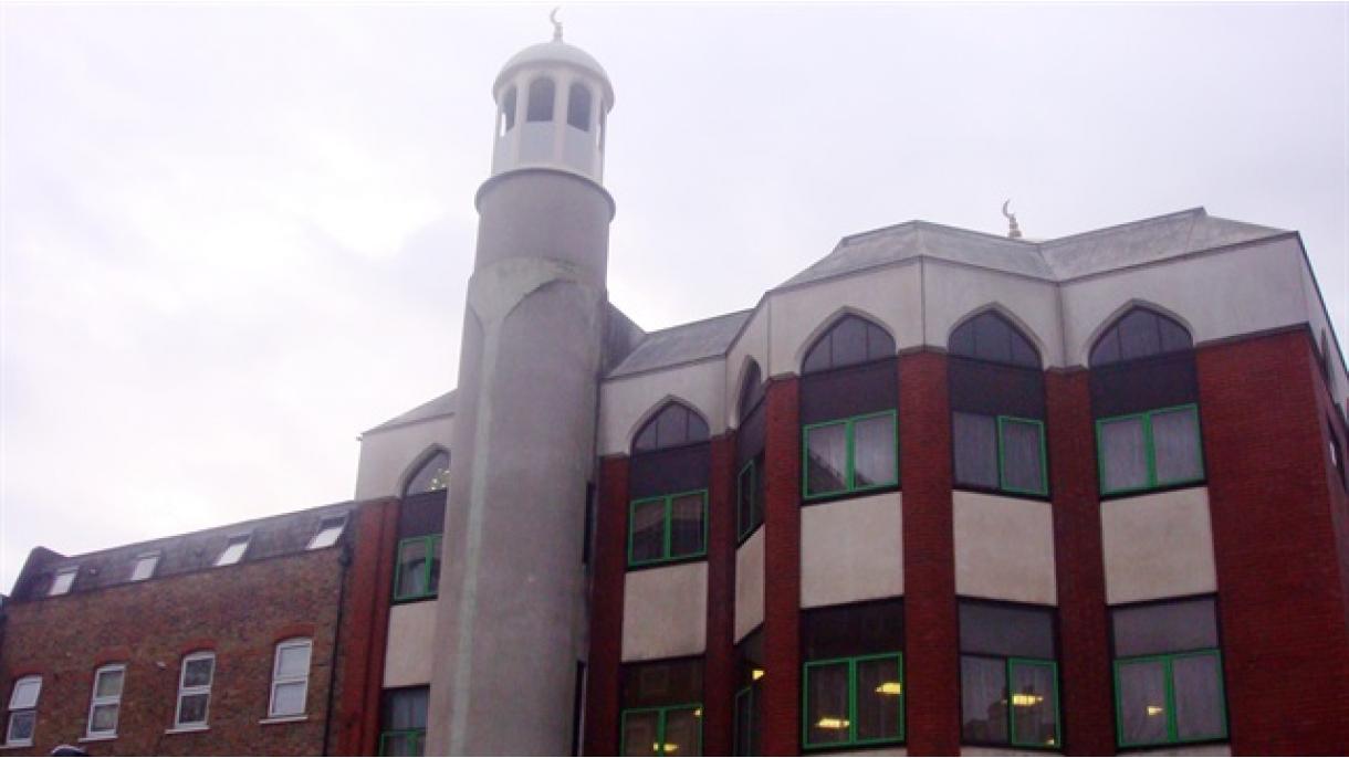 د لندن په يو مسجد كې د خوك خوسا غوښه