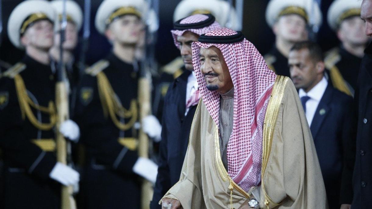 سعودی فرماں روا ماسکو پہنچ گئے؛اہم معاہدوں پر دستخط کا امکان