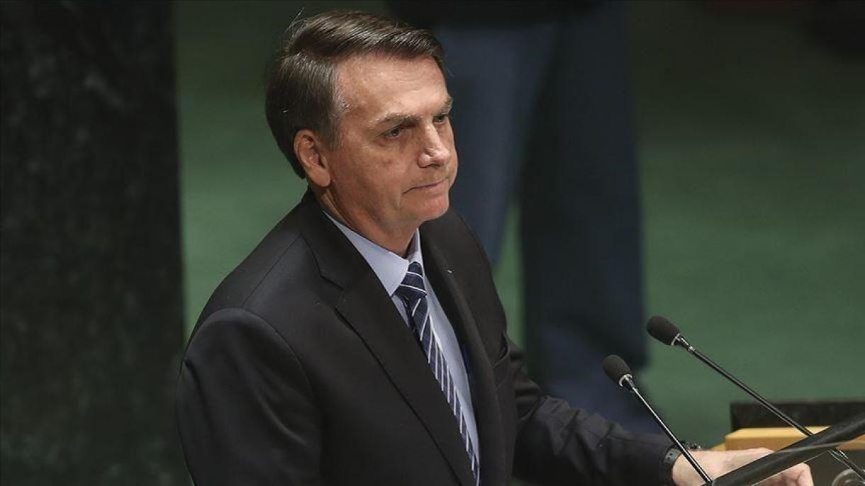 Bolsonaro muda 4 ministros após a renúncia de oficiais da Defesa e do Exterior