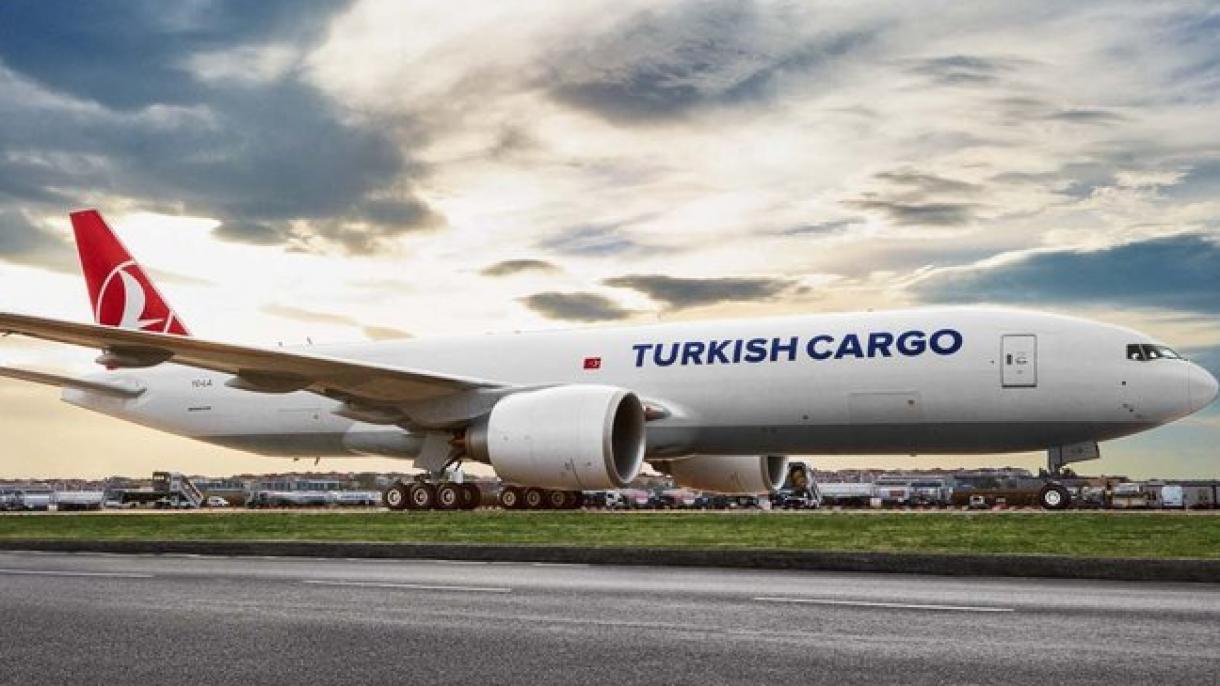 482 voos da Turkish Airlines vão transladar 200 mil passageiros em dois dias