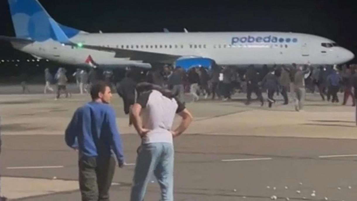 ممانعت مردم داغستان از ورود طیاره ای اسرائیلی به میدان هوایی آنکشور