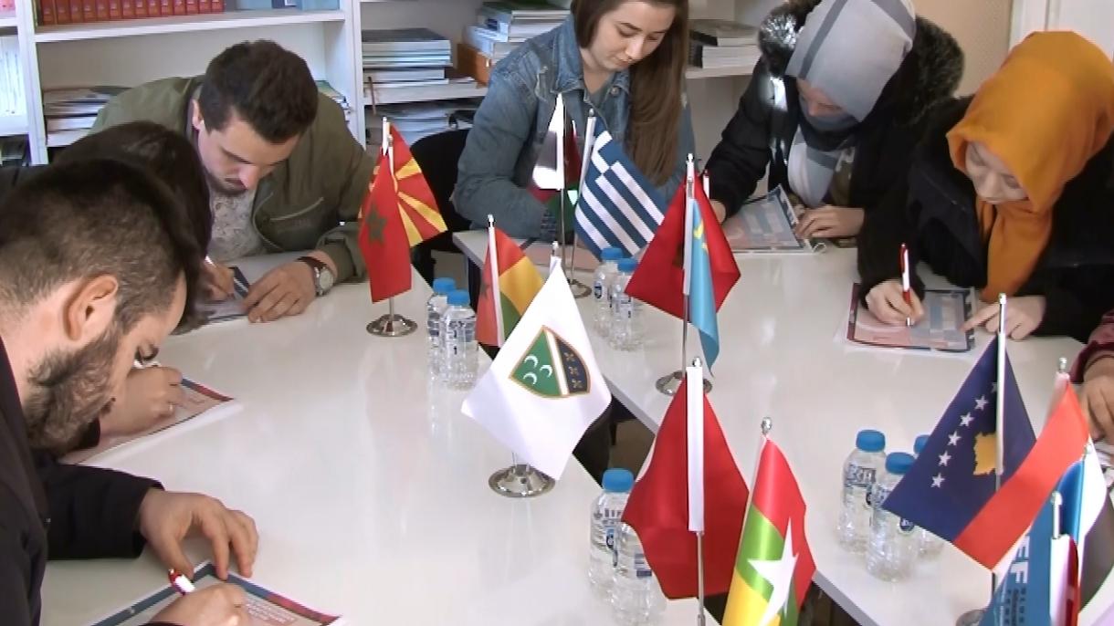 125 mil estudantes estrangeiros estudam na Turquia