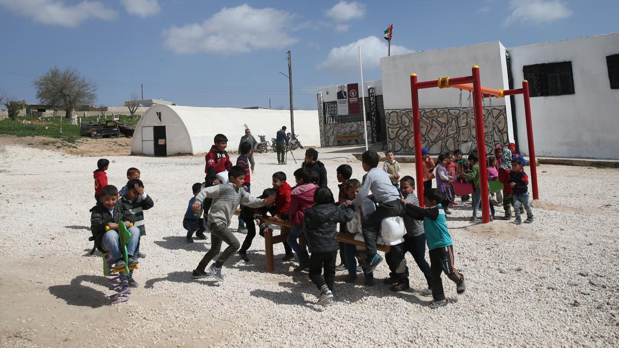 ترکیه مدارس عفرین را بازسازی می کند