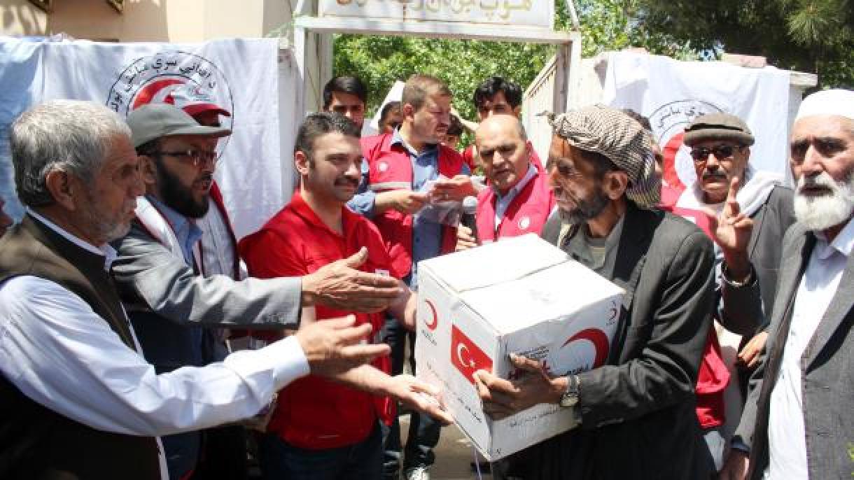 کمکهای هلال احمر تورکیه به مردم افغان ادامه دارد