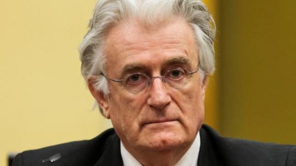 Radovan Karadzic ideiglenes szabadlábra helyezését kérte a hágai törvényszéken