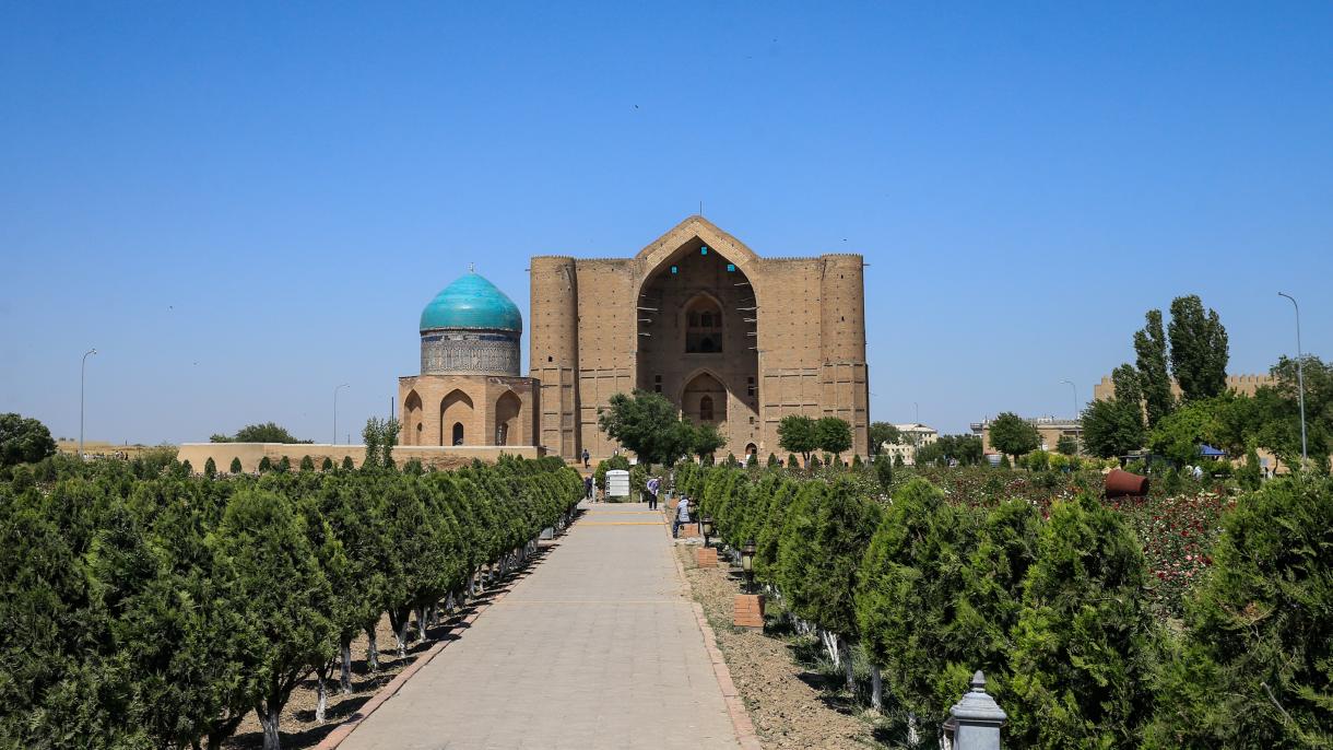 Казакстандын Түркстан шаары дүйнөлүк туризмдин  тартуучу борборуна айланууда