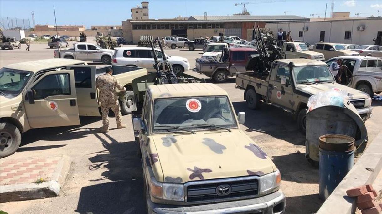 Либийските правителствени сили са превзели лагера Йермук...