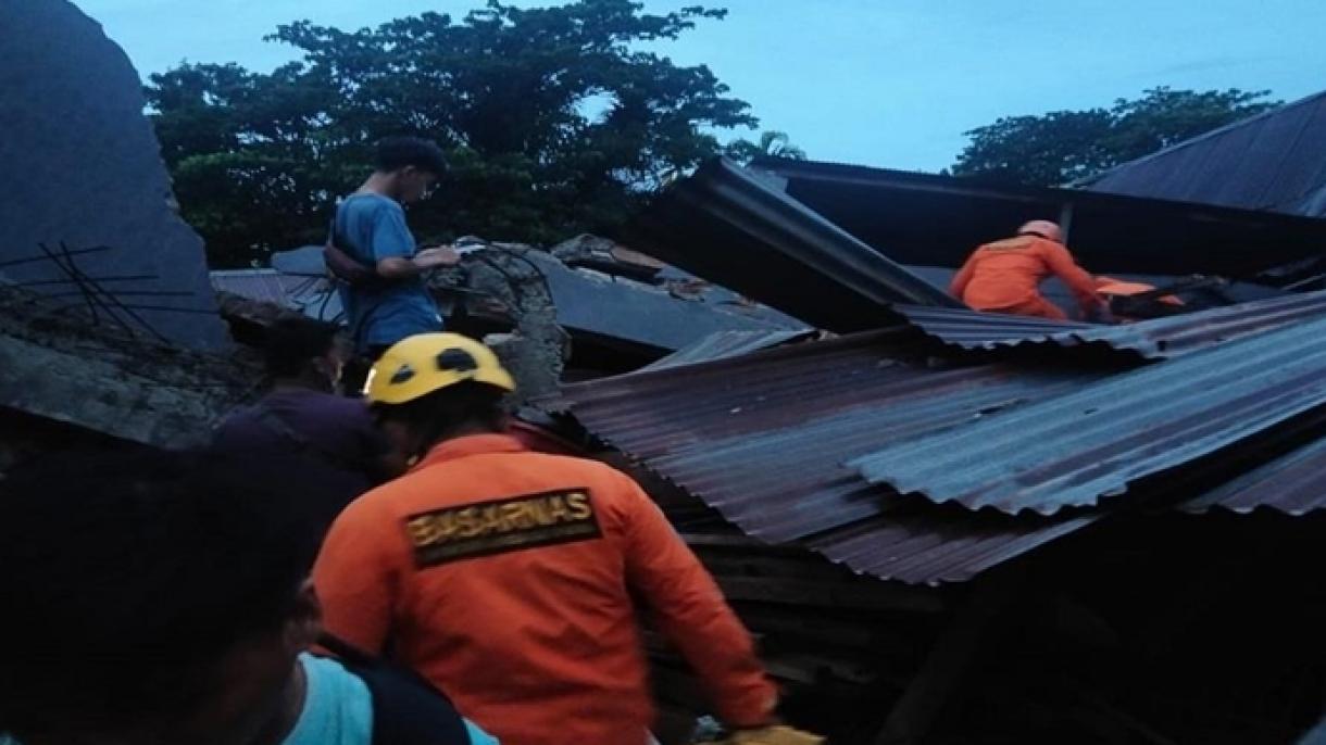 Földrengés Indonéziában