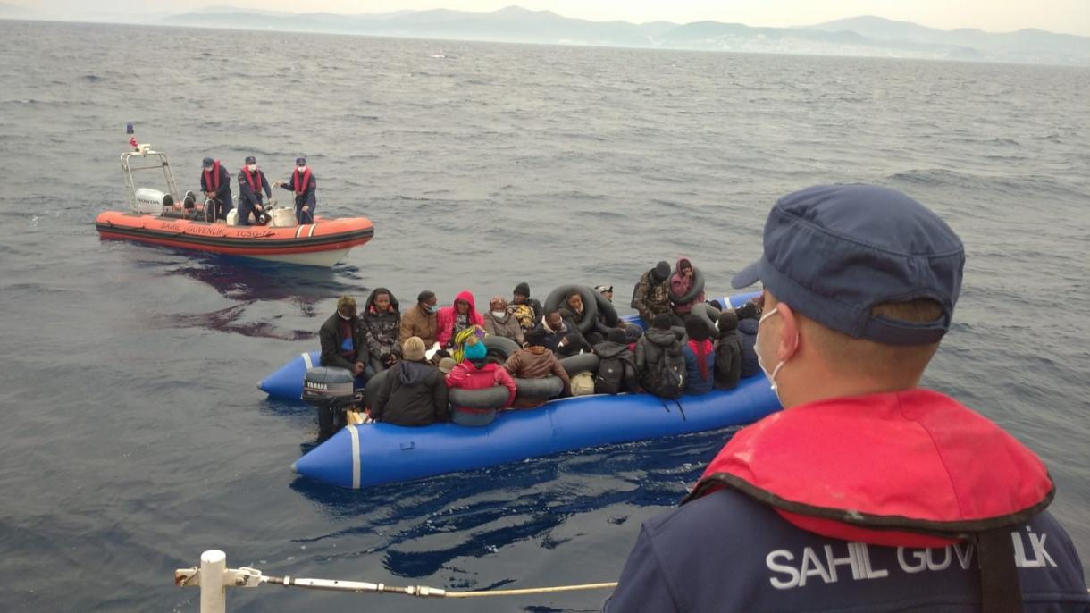 Yunanıstan tərəfdən Türkiyə sularına itələnən 28 mühacir xilas edilib