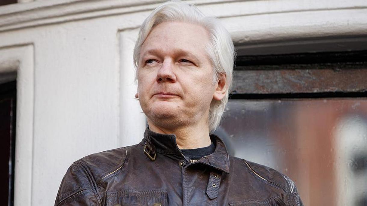 Assange még nem tud csatlakozni az internethez