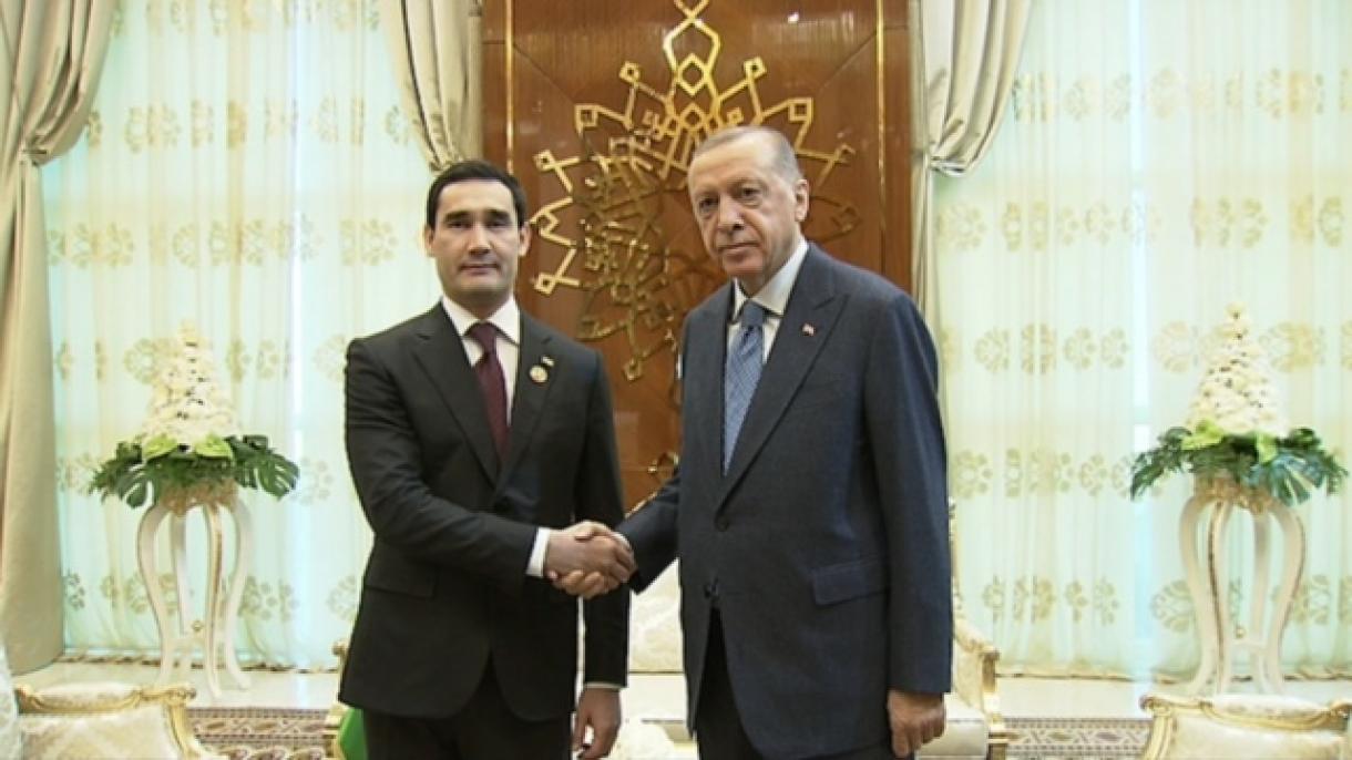 Prezident Erdogan Türkmenistanyň Prezidenti Berdimuhamedow bilen telefon arkaly söhbetdeş boldy