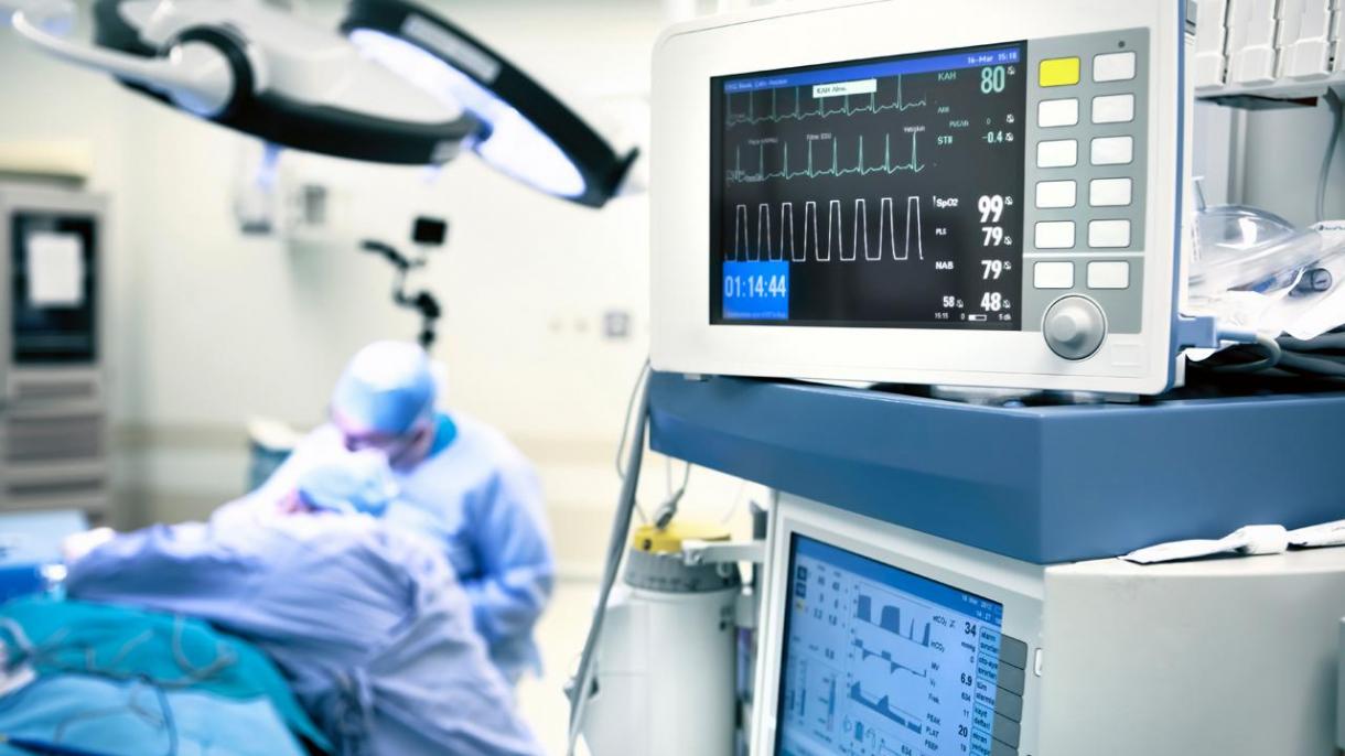 Eýranda plastiki operasiýa üçin ýaş çägi 14 ýaşa çenli peseldi