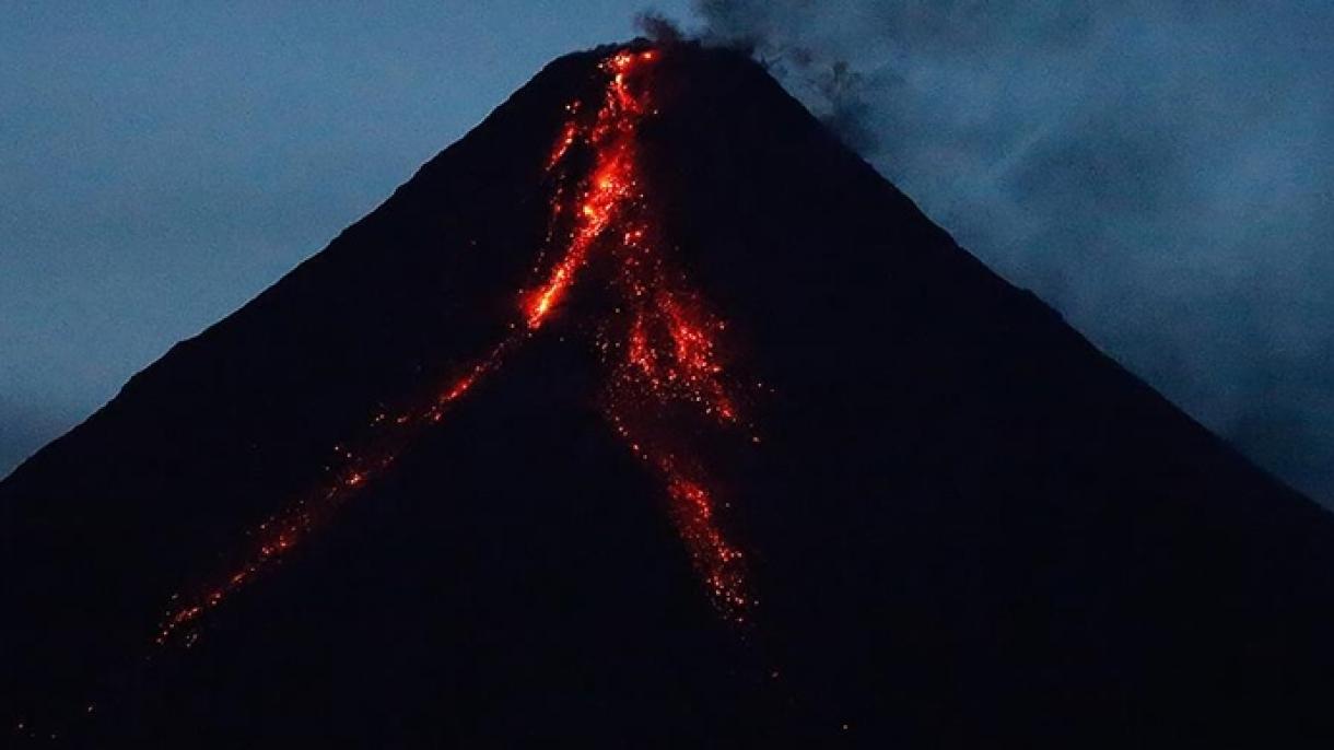 菲律宾马荣火山喷发的火山流可能会持续数月之久