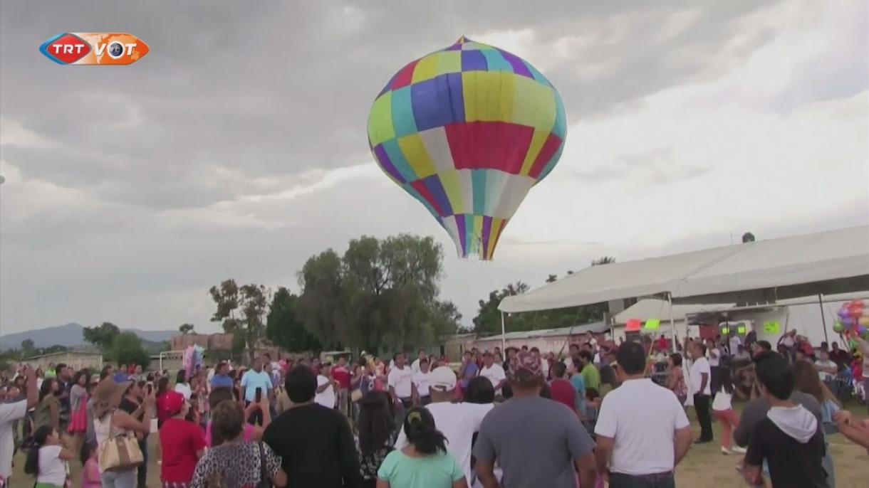 Meksikada isti hava balonu Festivalı keçirilir