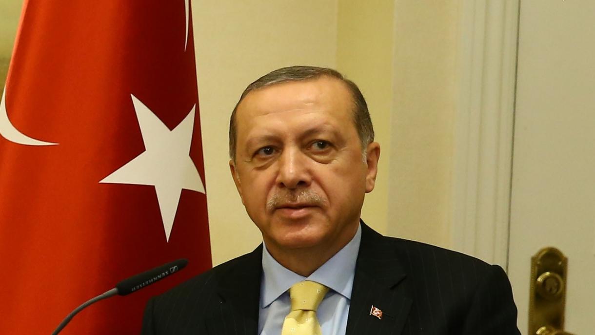 Erdoğan dá um sinal de cooperação entre a Turquia e a Sérvia em vários âmbitos