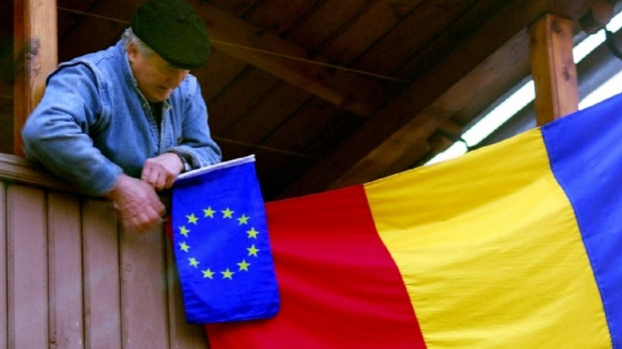 Romênia marca o décimo aniversário da adesão à UE