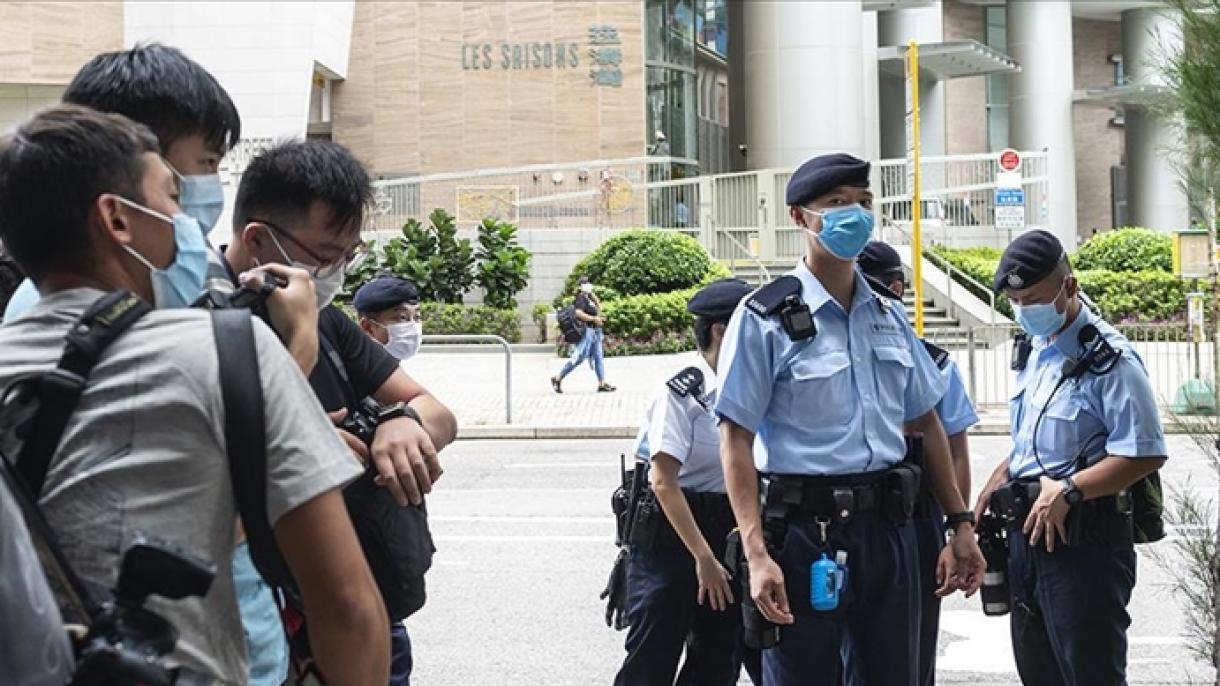 香港警方拘捕53名反对派