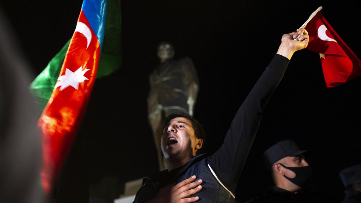 azerbaycan kutlama1.jpg