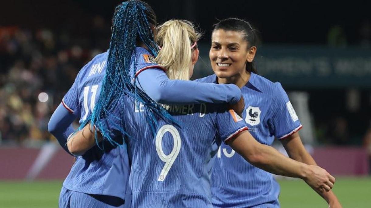 女足世界杯：法国队4-0击败摩洛哥