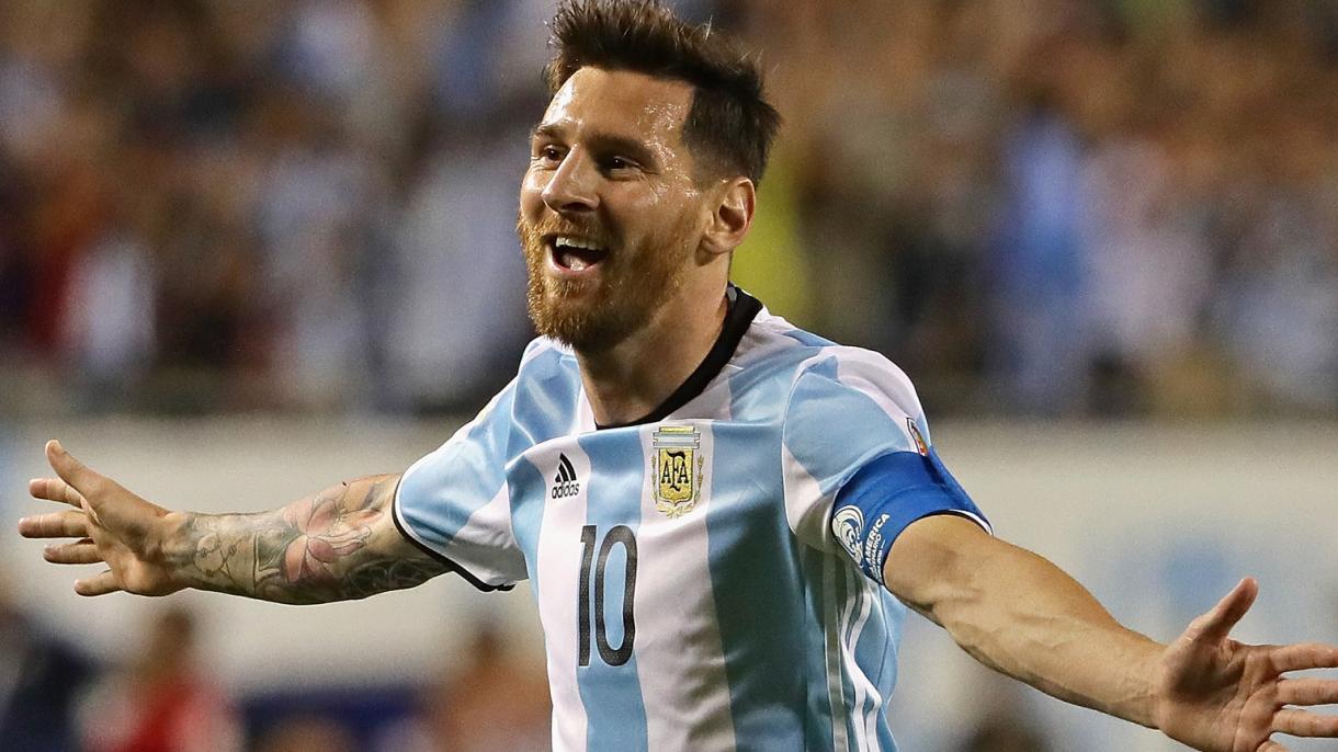 Messi bate el récord de Batistuna goleando contra EEUU en la Copa América