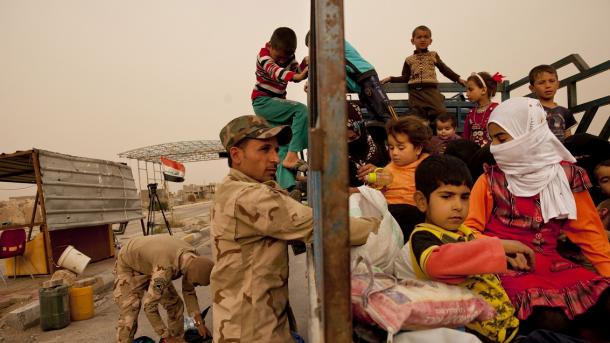 La banda terrorista DAESH utiliza a 2.000 familias iraquíes como ‘escudo humano’