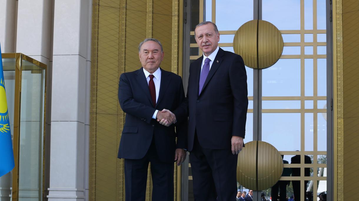 Prezident Rəcəb Tayyib Ərdoğan Nursultan Nazarbayev ilə telefonla danışdı