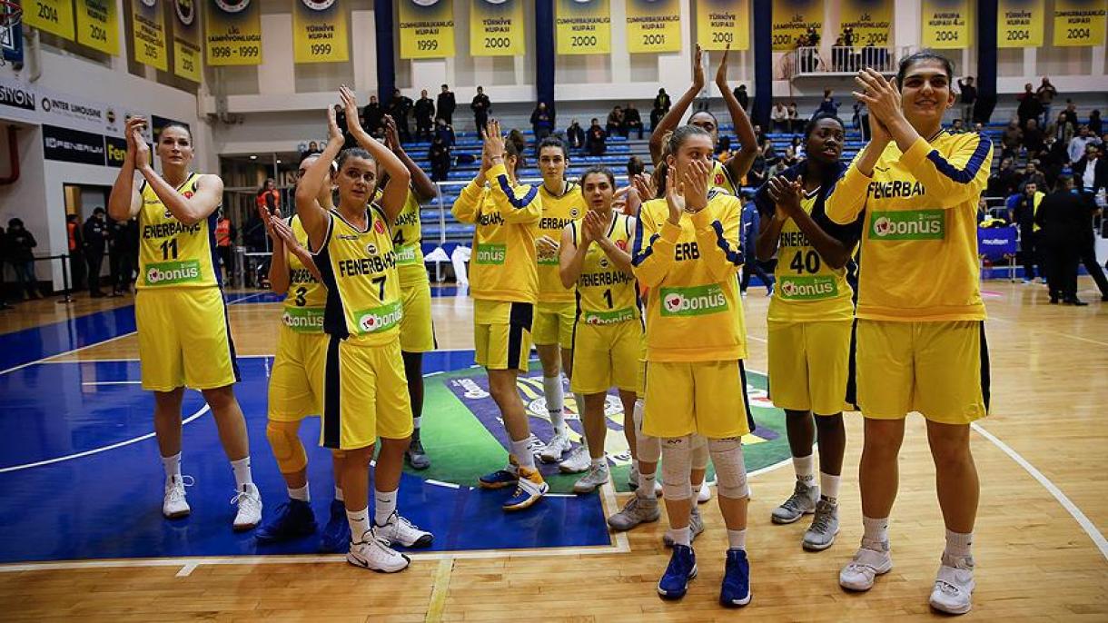 Baloncesto femenino: el Fenerbahçe se empareja con el español Perfumerías Avenida