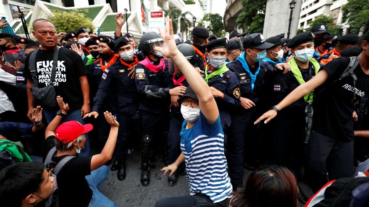 Seguem as manifestações antigovernamentais na Tailândia