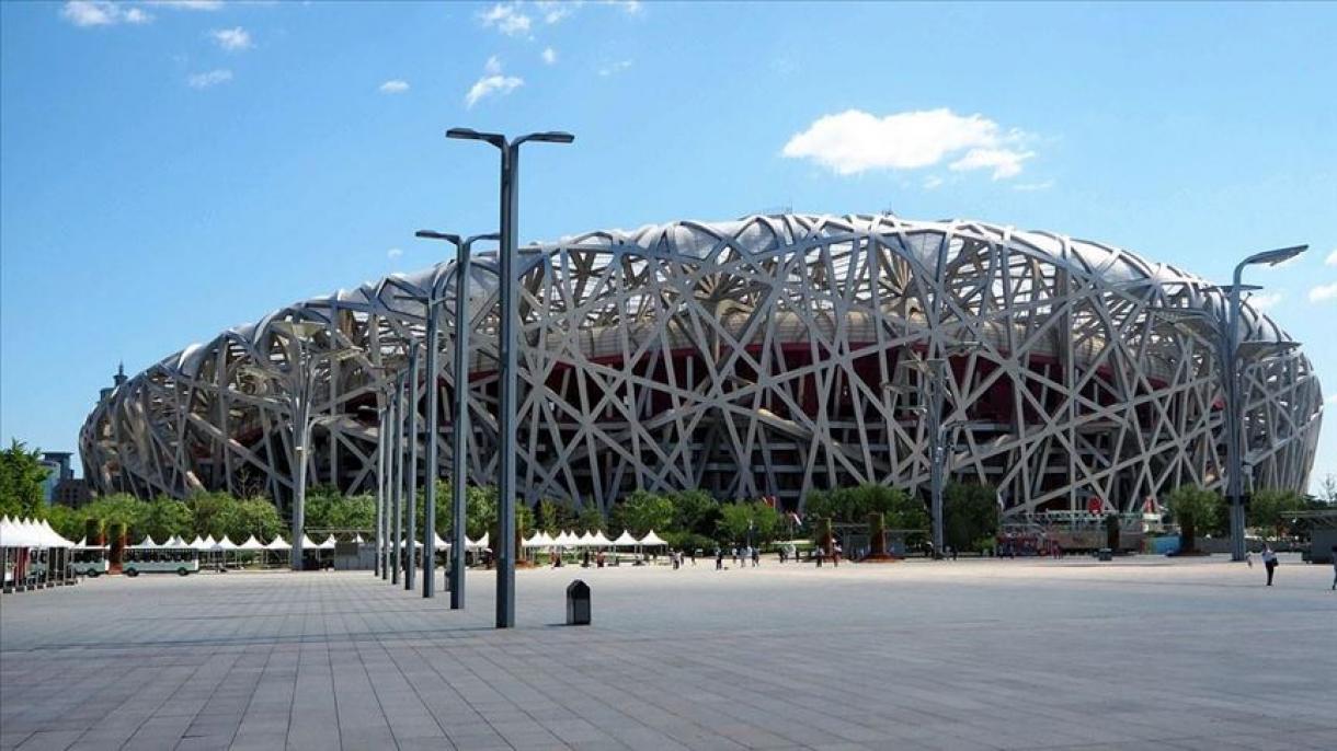 China detiene partidos de fútbol en medio de brote de coronavirus