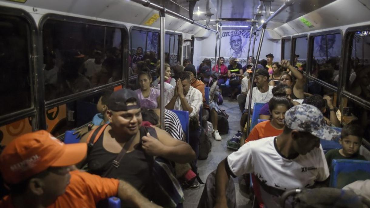 Una nueva caravana de migrantes sale desde Honduras hacia Estados