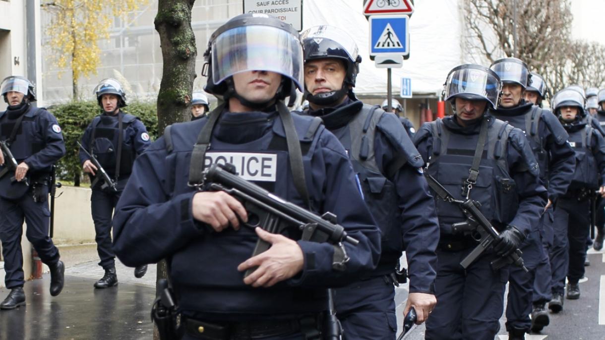 Detenidas tres mujeres que preparaban ataque terrorista en París