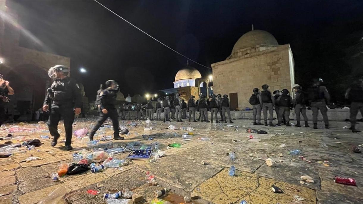 افزایش شمار مجروحین حمله پلیس اسرائیل به مسجدالاقصی