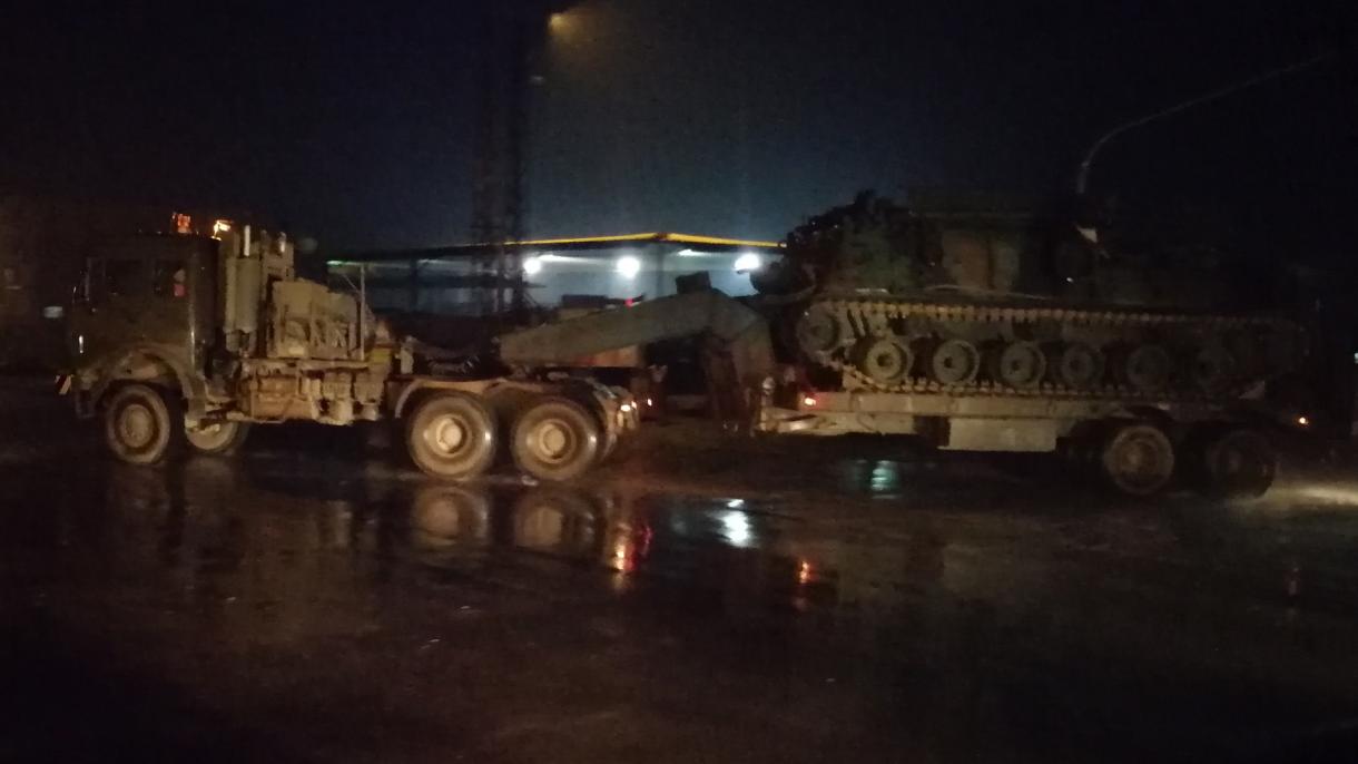 Obuses y tanques fueron enviados a Kilis antes de la posible operación en Siria