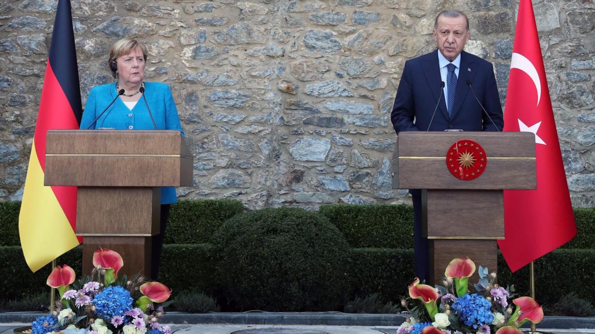 Президент Эрдоган менен Меркель биргеликте пресс  - жыйын өткөрдү
